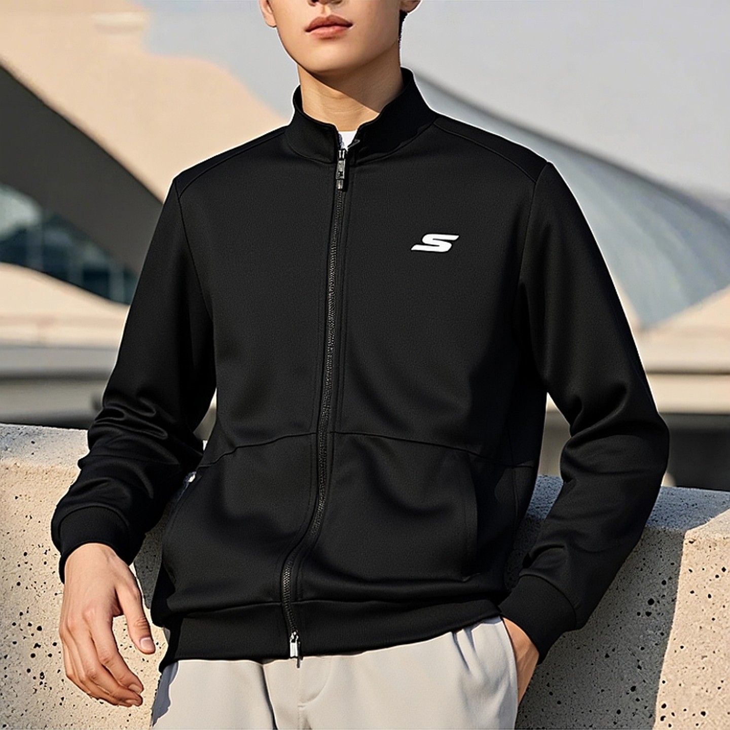 斯凯奇外套男款2025秋冬新款宽松舒适上衣运动服男士黑色运动夹克
