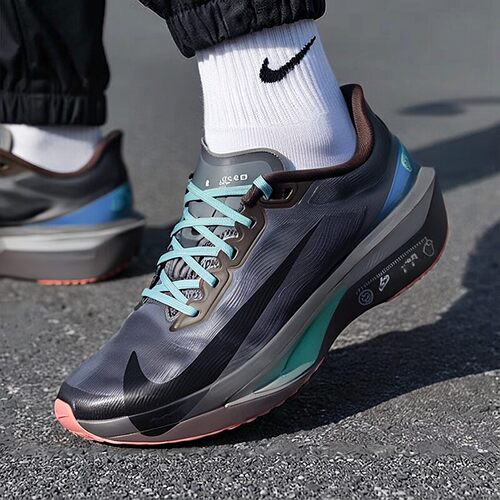 NIKE耐克男鞋休闲鞋2026秋季新款ZOOM FLY 6健身训练运动鞋IW2352