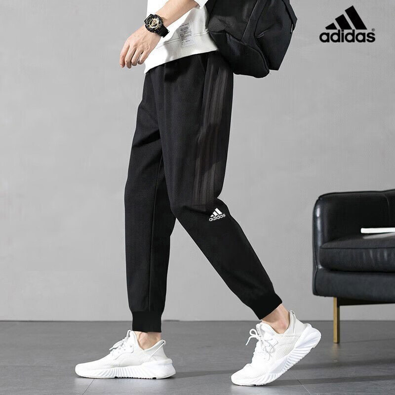 adidas阿迪达斯2026年新款男子休闲运动跑步小脚针织长裤IA8181