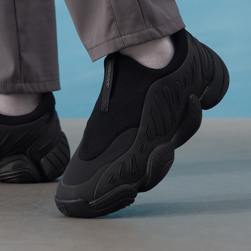 阿迪达斯adidas三叶草男鞋女鞋25冬季新款运动鞋低帮休闲鞋JS0823