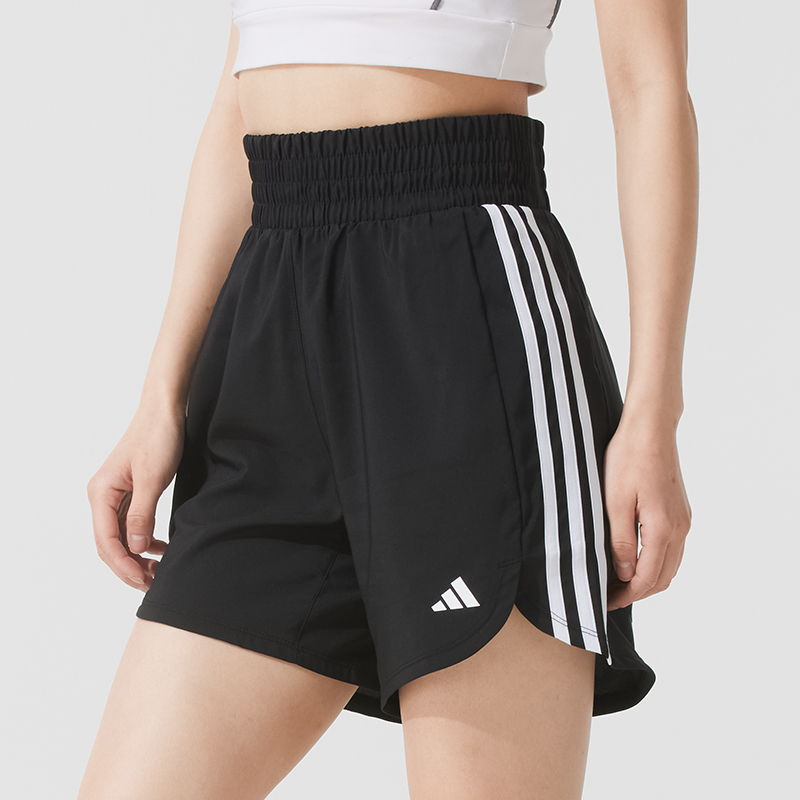 adidas阿迪达斯女裤梭织短裤2025夏季新款健身跑步运动裤IT7760