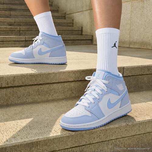 NIKE耐克女鞋AJ高帮板鞋26新款AIR JORDAN 1运动休闲鞋DQ8423-407
