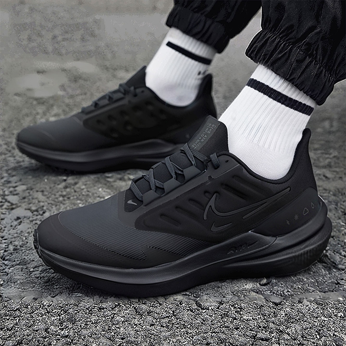 Nike耐克男鞋黑色健身跑步鞋25冬季新款气垫鞋马拉松缓震运动鞋