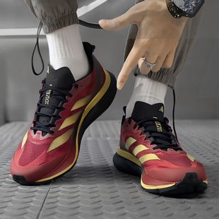 12缓震红色运动跑步鞋 阿迪达斯男鞋 BOSTON ADIZERO JS1919 新年款