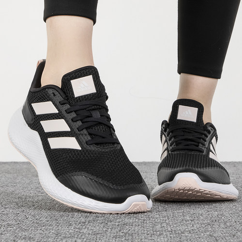 阿迪达斯运动鞋跑步鞋Adidas