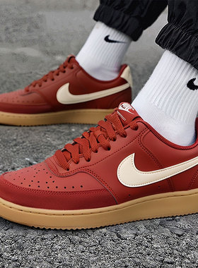 NIKE耐克男鞋低帮板鞋新年款休闲鞋红色皮面轻便运动鞋IB2998-600