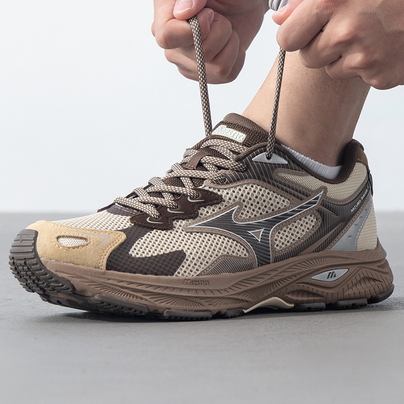 美津浓MIZUNO男女跑步鞋2025冬季新款低帮透气缓震运动鞋D1GH2235