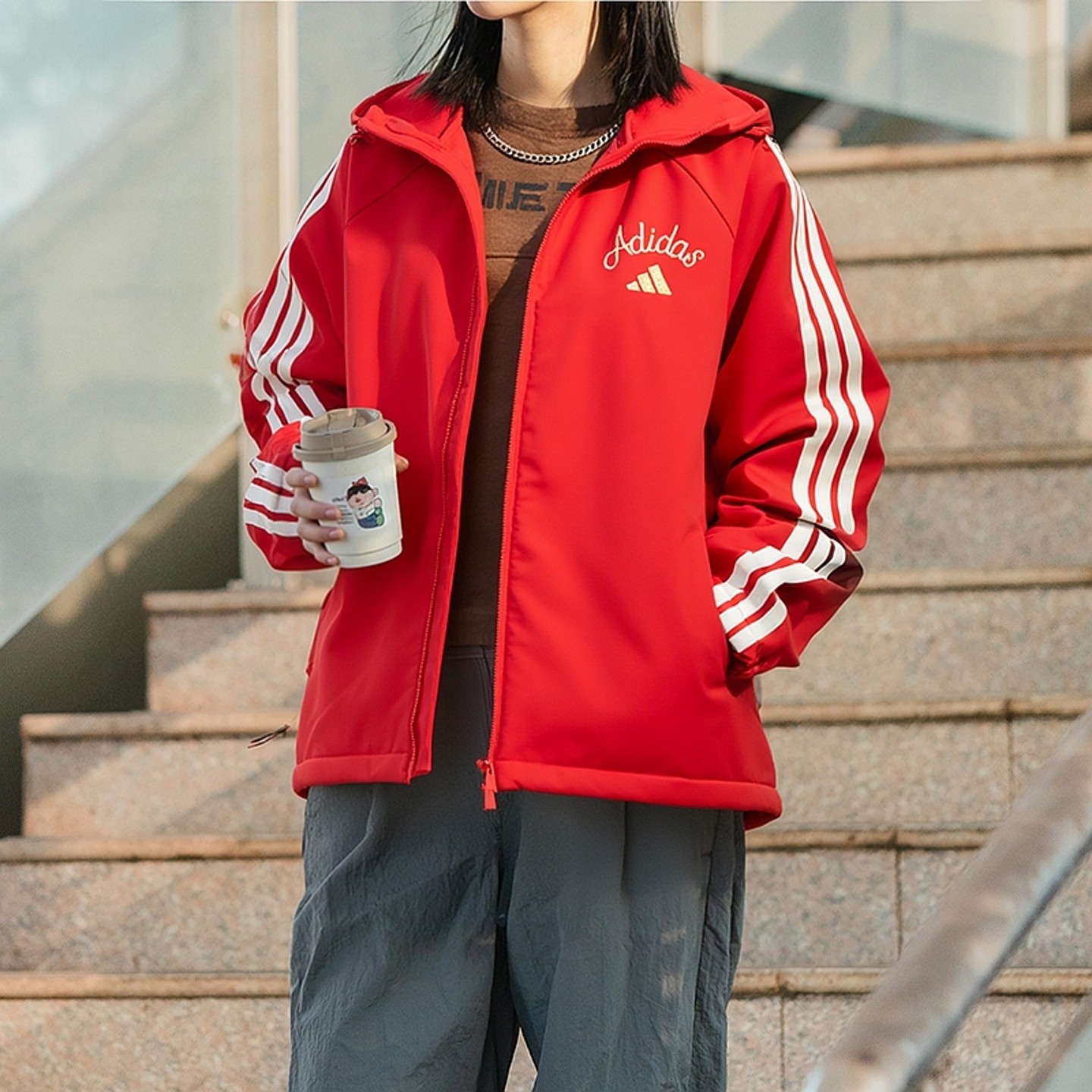 阿迪达斯女装夹克外套2026春新年款红色加绒保暖休闲运动服KU8972