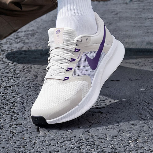 NIKE耐克女鞋跑步鞋RUN SWIFT 3健身训练鞋透气运动鞋 DR2698-014
