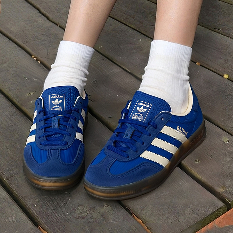 阿迪达斯三叶草Adidas正品女鞋2025秋季款蓝白透气低帮板鞋JS1410