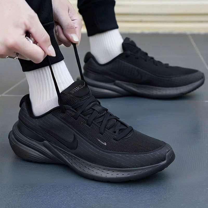 耐克跑步鞋Nike缓震运动鞋