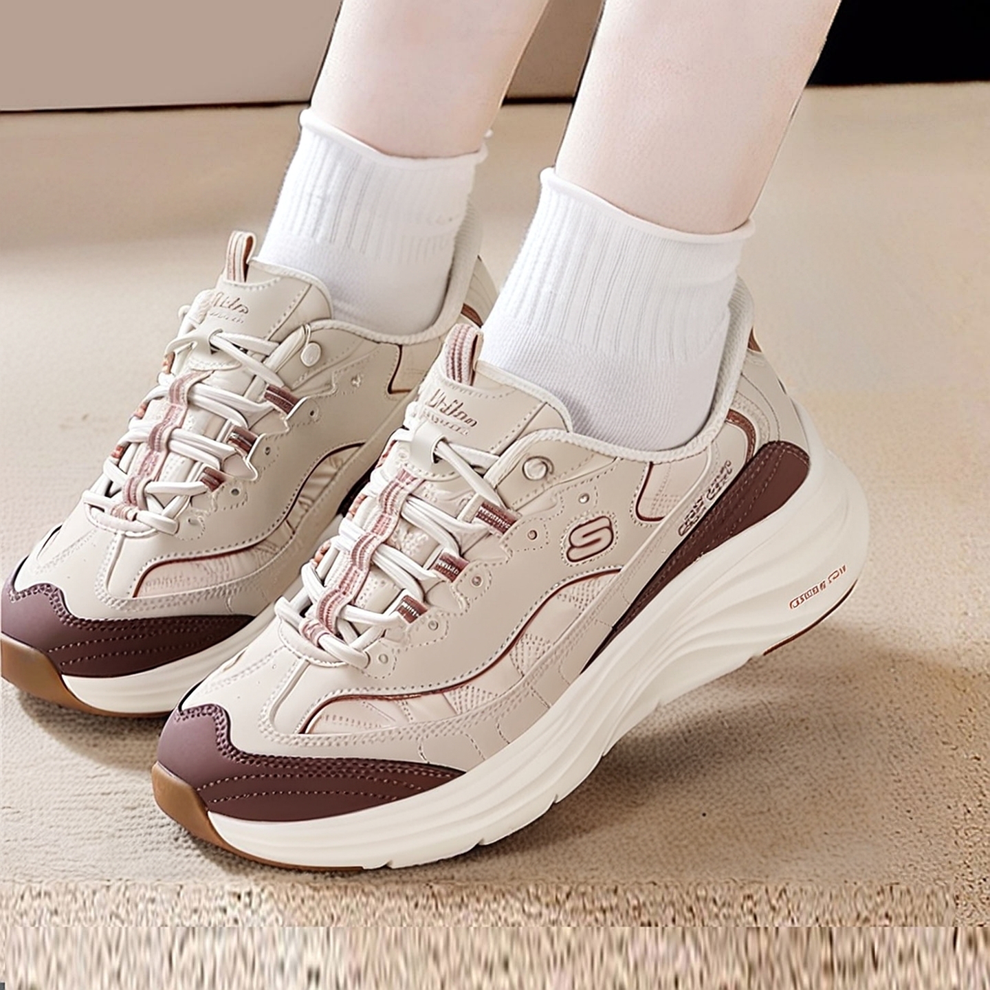 斯凯奇女鞋闪穿鞋2025冬季新款熊猫鞋减震运动鞋低帮休闲鞋150412