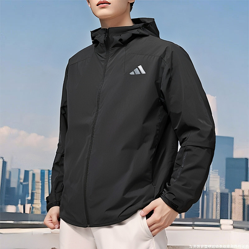 阿迪达斯外套男冬季新款户外运动服时尚训练跑步风衣旅游梭织夹克