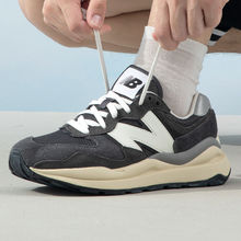 NEW BALANCE运动鞋男女耐磨低帮NB休闲鞋跑步鞋灰白M5740VL1-D