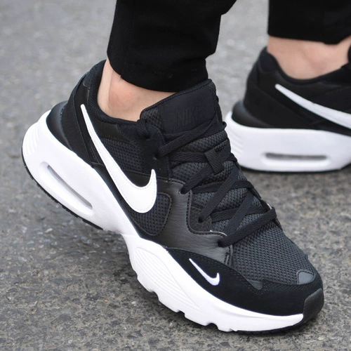 Nike, повседневная обувь, кушон, беговые кроссовки, модель весна 2022 года