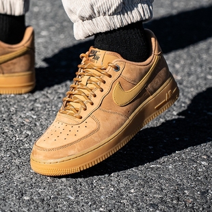 FORCE AIR CJ917 Nike耐克男鞋 WB空军一号黄色运动鞋 厚底板鞋