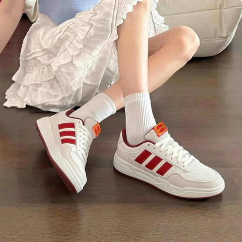 adidas阿迪达斯复古板鞋新款男鞋女鞋新年低帮情侣休闲鞋潮KI1502