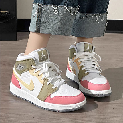 Nike耐克休闲鞋女鞋运动鞋Air Jordan1Mid AJ1乔1中帮篮球鞋板鞋