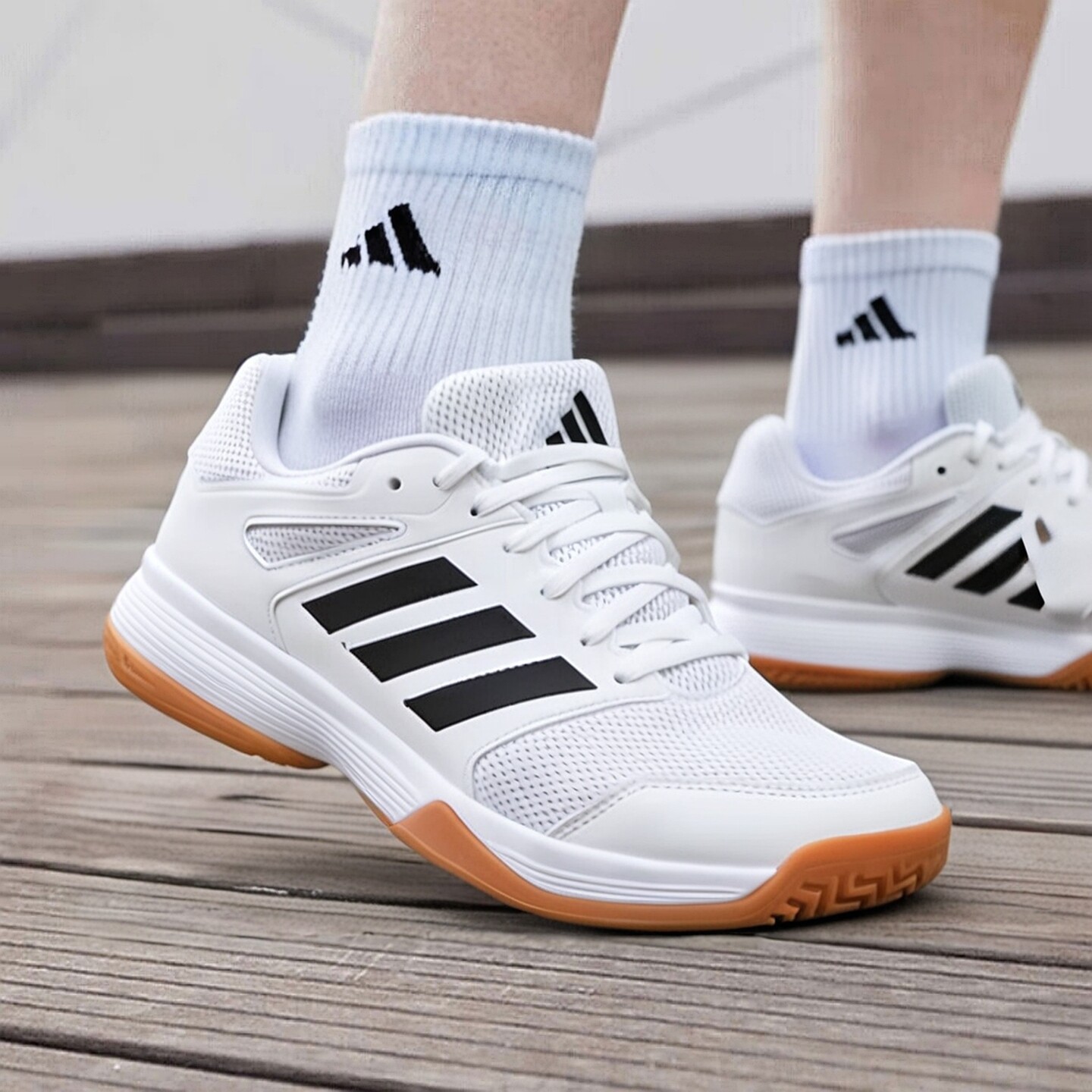 阿迪达斯跑步鞋男鞋白色网球鞋运动鞋网面透气休闲鞋正品训练鞋女
