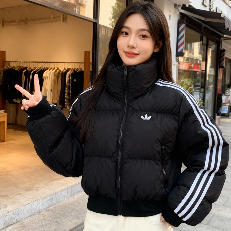 阿迪达斯三叶草女子运动休闲保暖立领短款棉服面包服外套JX2970