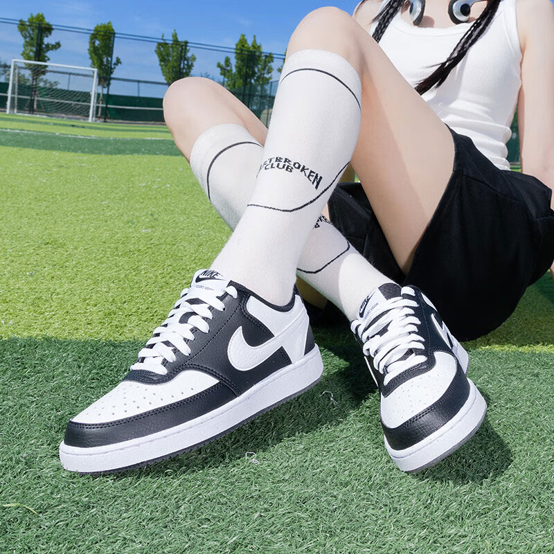Nike耐克女鞋COURT VISION25冬季黑白熊猫休闲运动低帮板鞋DH3158