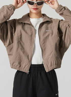 耐克NIKE女装梭织夹克外套26春季新款立领运动跑步上衣HJ1000-233