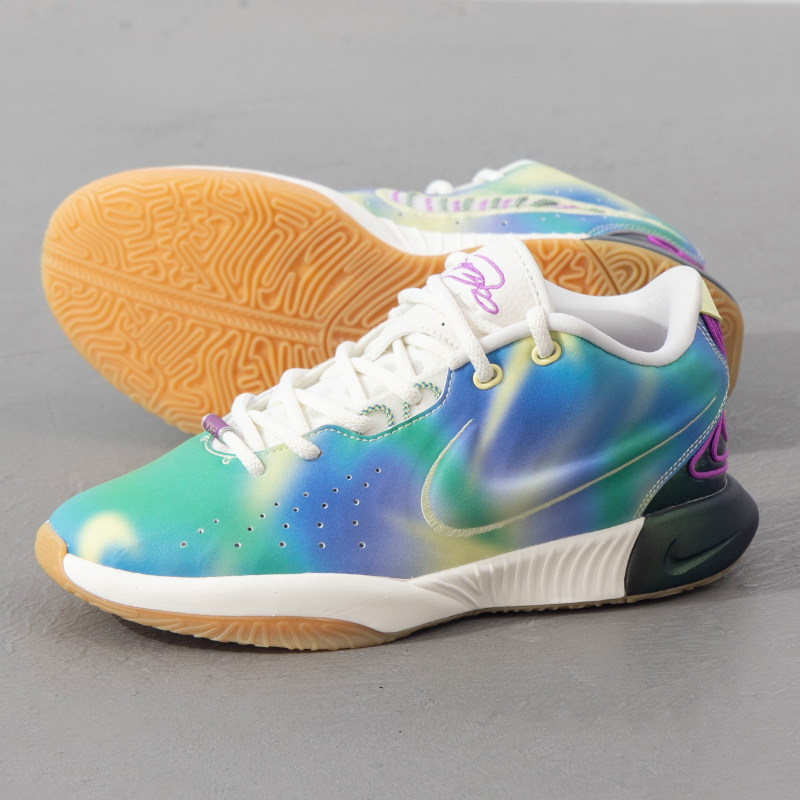 耐克大童鞋女鞋LEBRON XXI SE篮球训练鞋复古撞色耐磨户外运动,运动鞋new,运动休闲鞋,淘宝优惠券,粉丝福利购,淘宝优惠卷