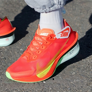 缓震公路竞速运动鞋 NIKE耐克女鞋 2025新款 跑步鞋 HF6412 健身训练鞋