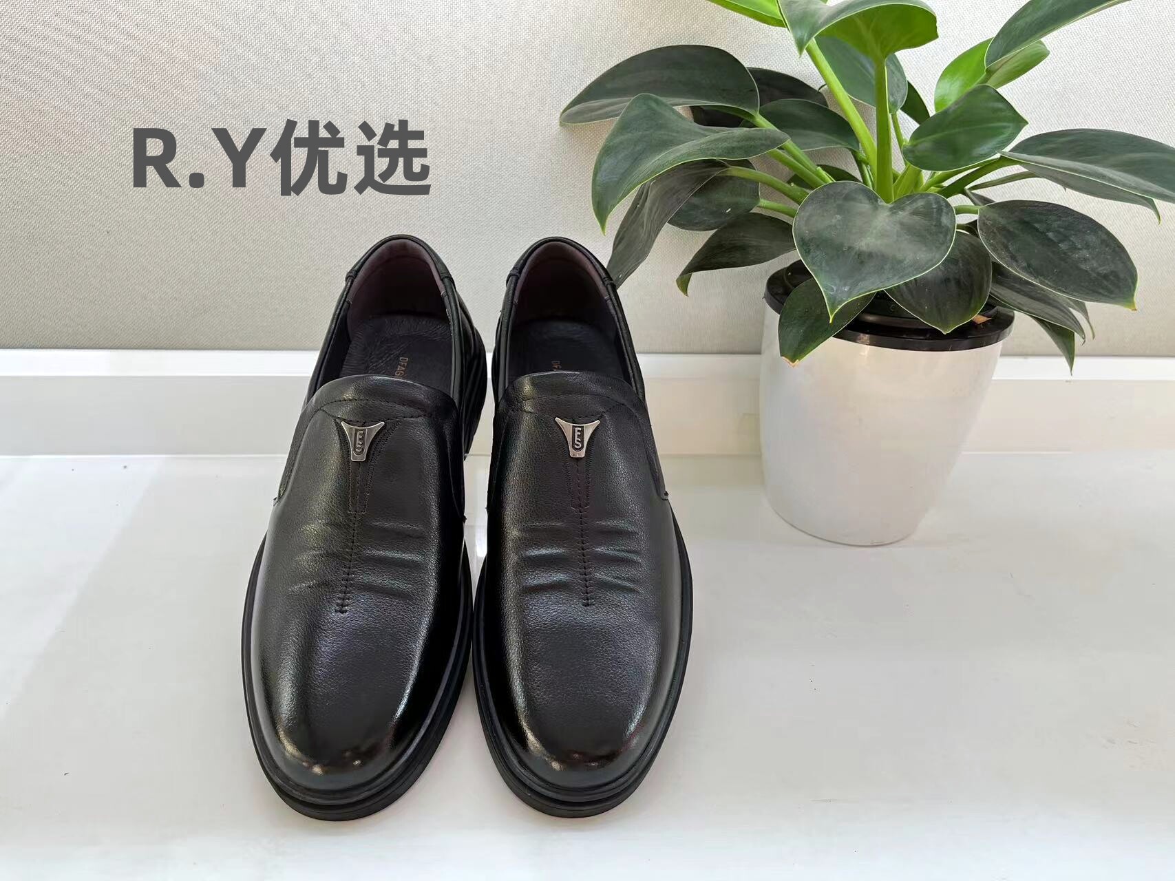 闻宇皮鞋正品男士牛皮时尚休闲鞋