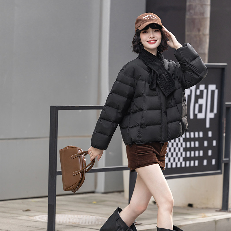 某鸭同款2025新款女士休闲短款百搭设计感轻薄羽绒服时尚保暖外套,女装/女士精品,羽绒服,淘宝优惠券,粉丝福利购,淘宝优惠卷