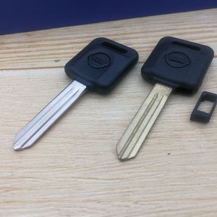 适用于日产天籁玛驰逍客奇骏帕拉丁楼兰劲客纳瓦拉GTR车门锁钥匙