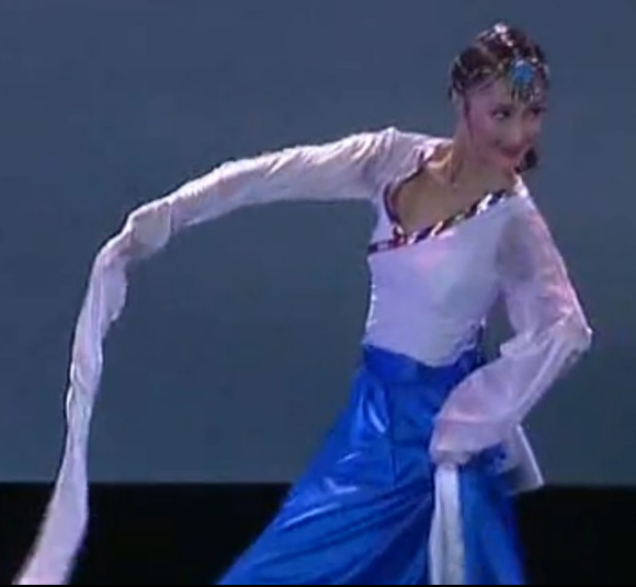 头饰2026演出服藏族舞蹈组合服装/卓玛/中考定做少数民族民舞定做
