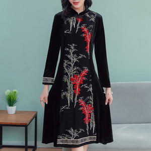 RM24869#中国风改良旗袍连衣裙女 绣花金丝绒立领中长款裙子女