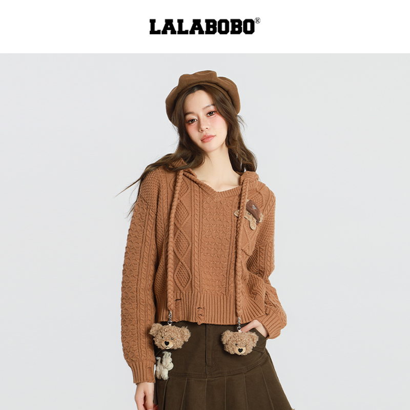 LALABOBO戴帽小熊套头毛织