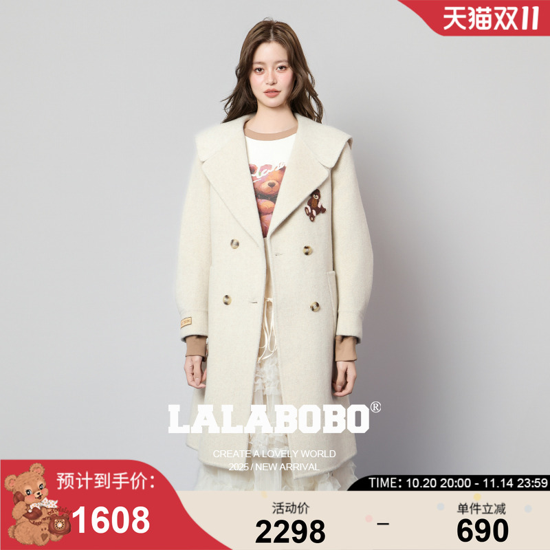 LALABOBO复古小熊呢子大衣