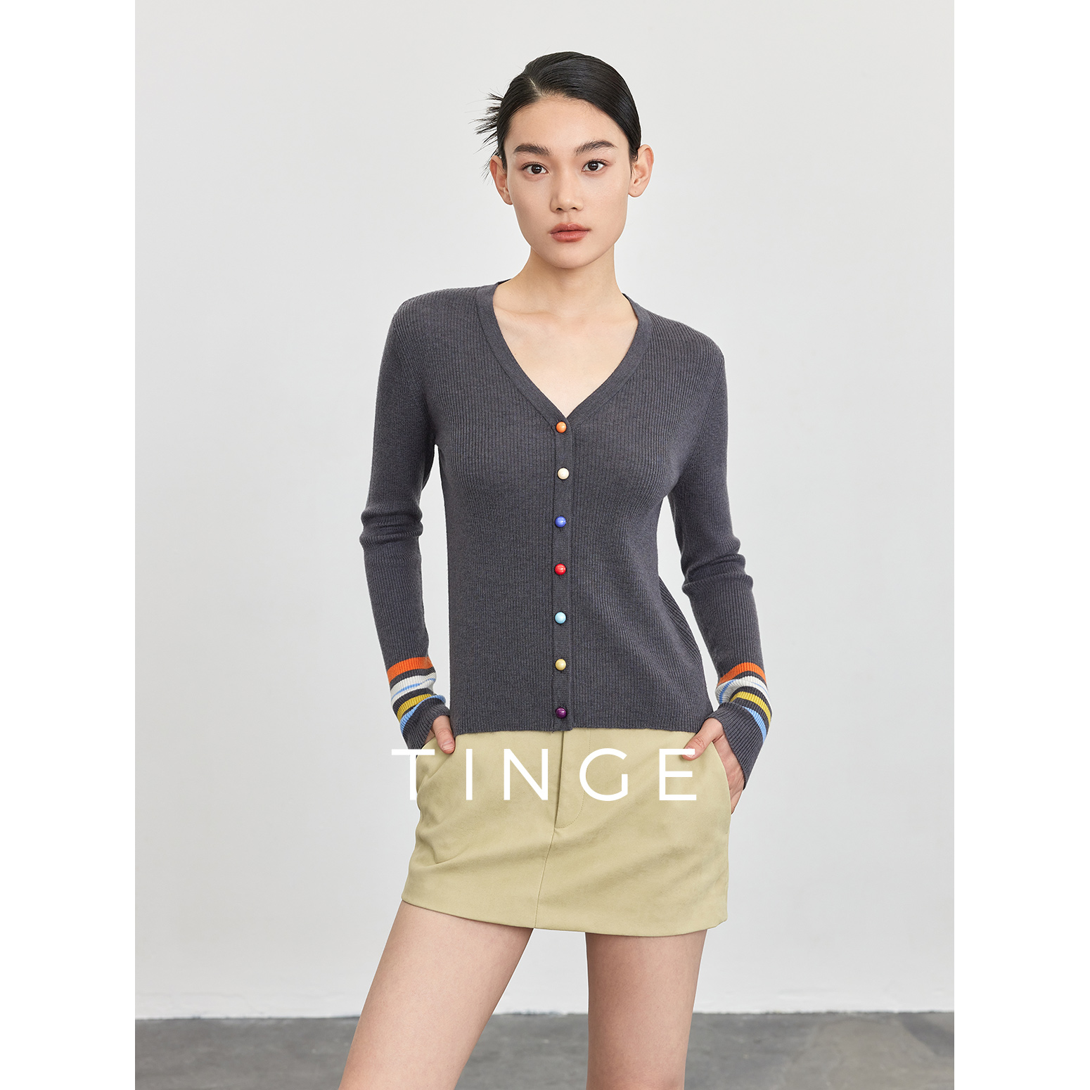 TINGE贴己撞色彩扣百搭毛针织衫