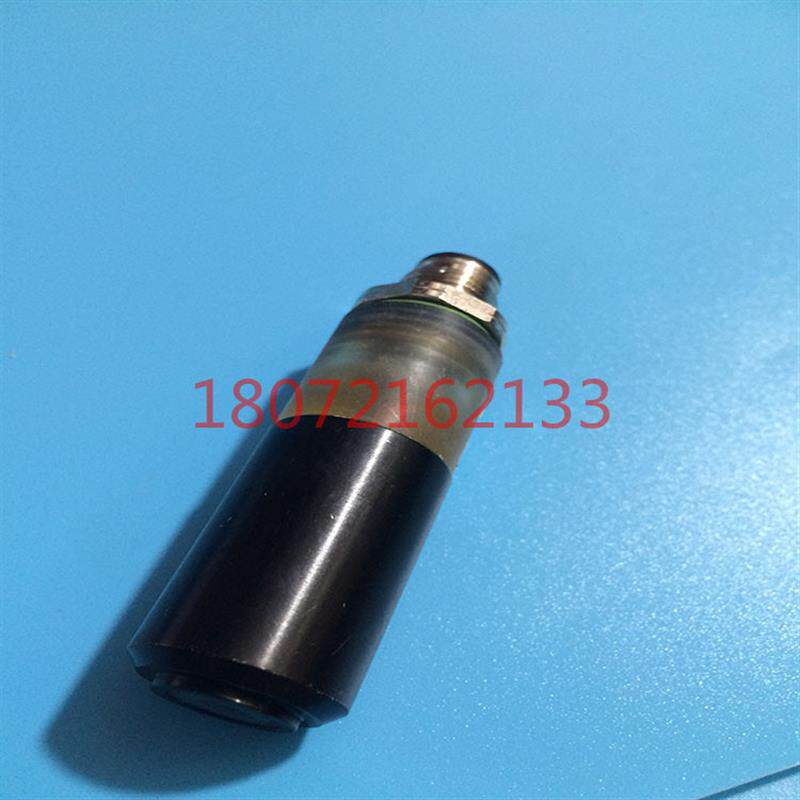 -  17469-7(Ind. Module 655nm 60 Deg Line M12)