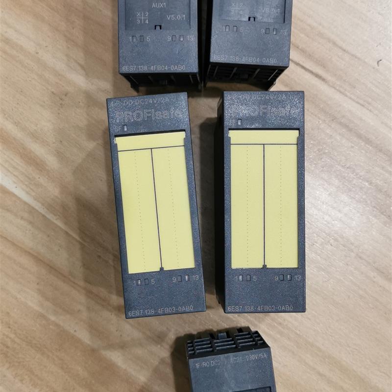 6ES7 138 6ES7138-4FR00-0AB0/193-4CF50-0AA0 PLC