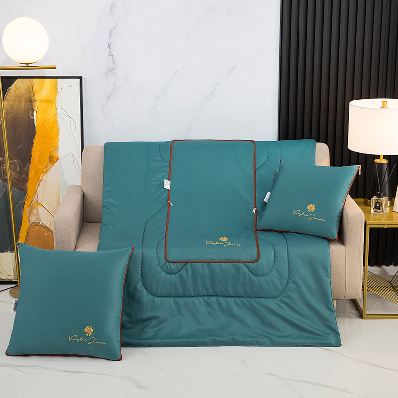 抱枕被子两用汽车载二合一办公室靠背垫车内午睡毯子枕头四季通用