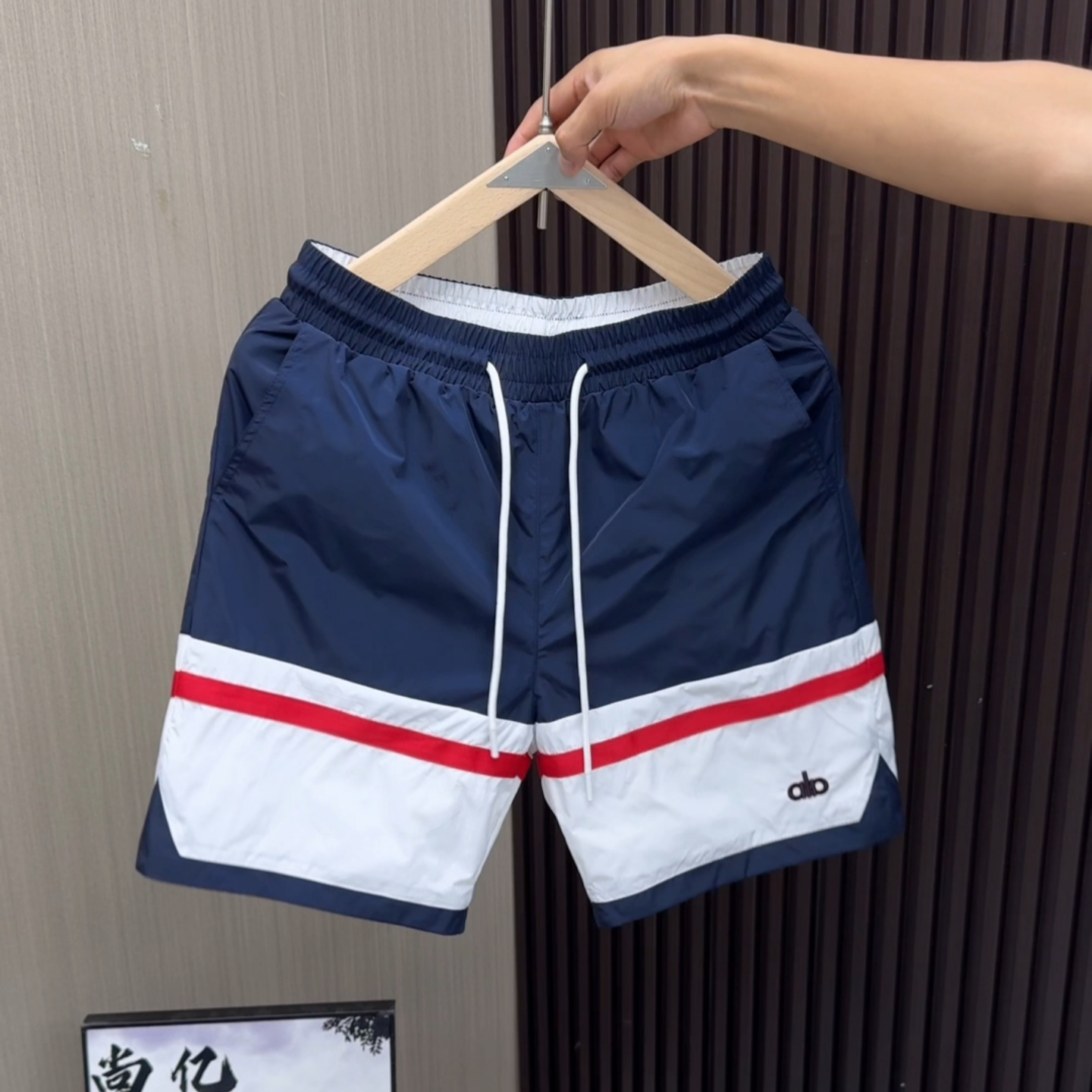 夏季新款男士休闲短裤时尚潮流百搭薄款舒适透气短袖男装套装潮