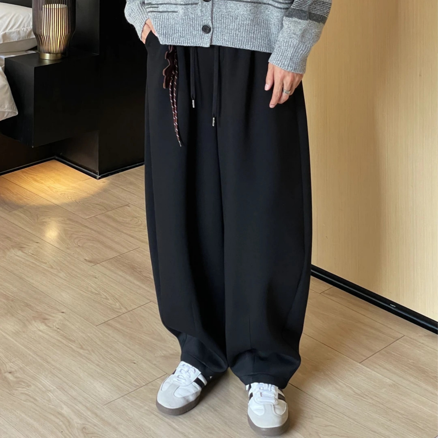 秋季慵懒风百搭垂感休闲卫裤男裤