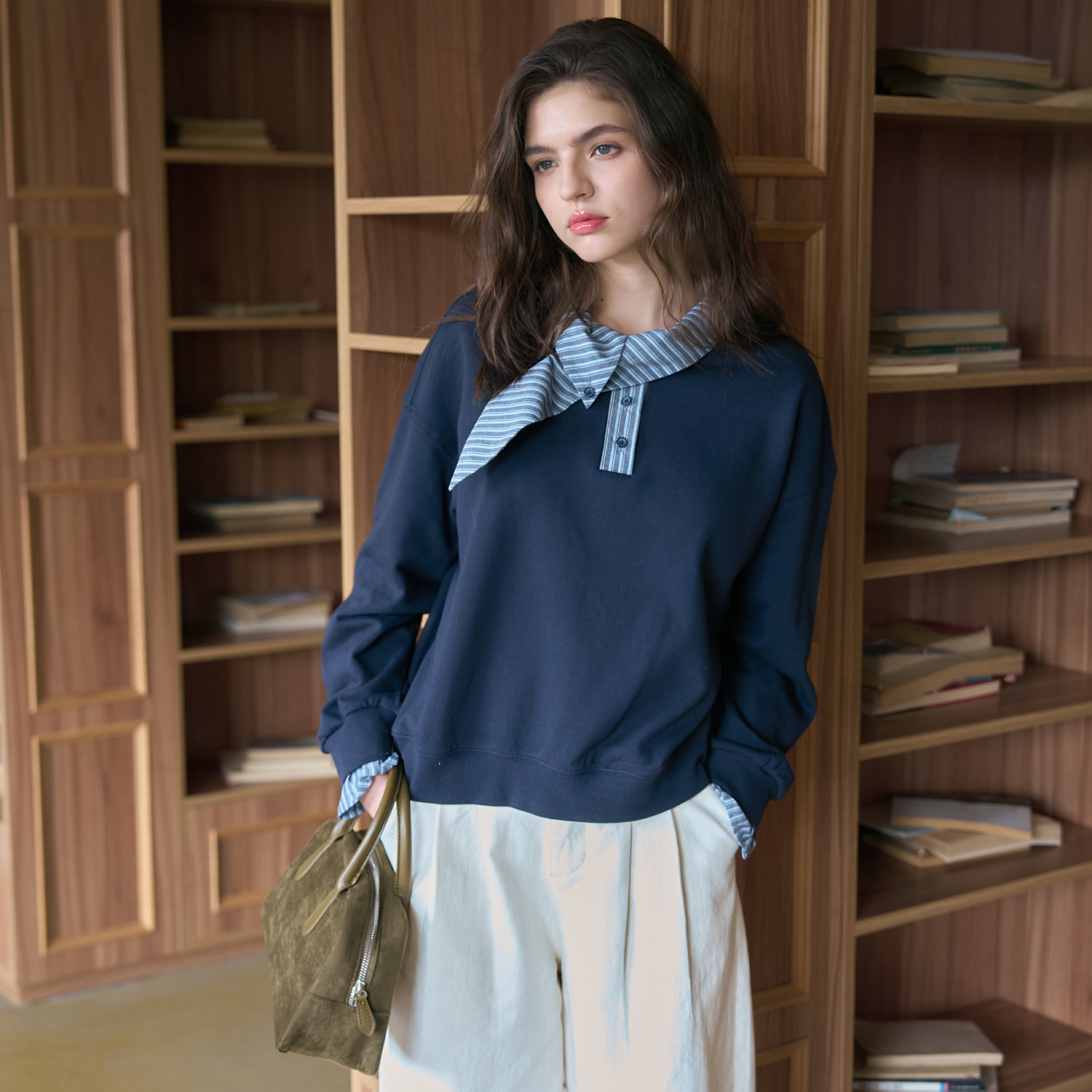 Bruland“华尔兹学院派”假两件条纹拼接领巾春夏卫衣长袖上衣女