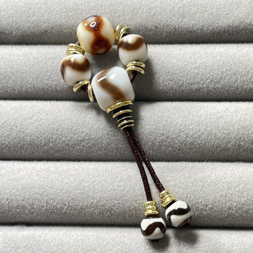 原矿糖三眼顶珠10mm棕虎牙7.7mm左右三通对孔9.5mm文玩菩提套组