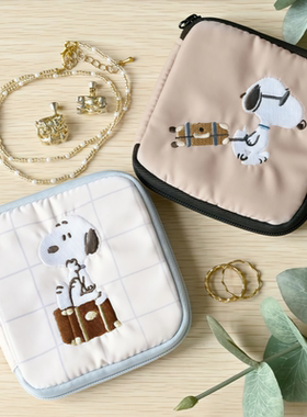 日系卡通可爱方形史努比首饰包化妆包零钱包耳机数据线收纳包