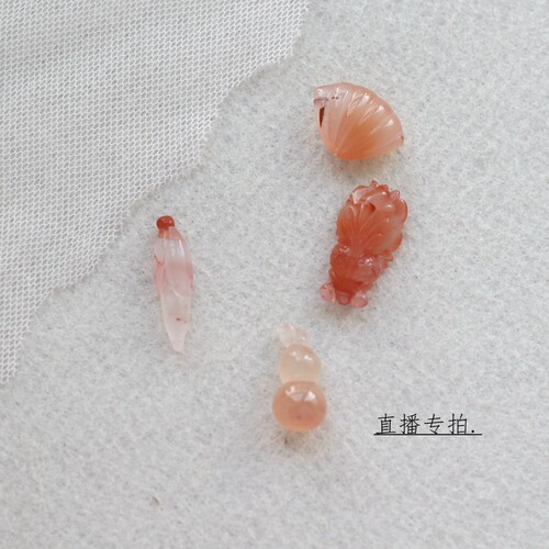 直播为【底】价，无满减 |［马年大吉］小溪的直播。 - 封面