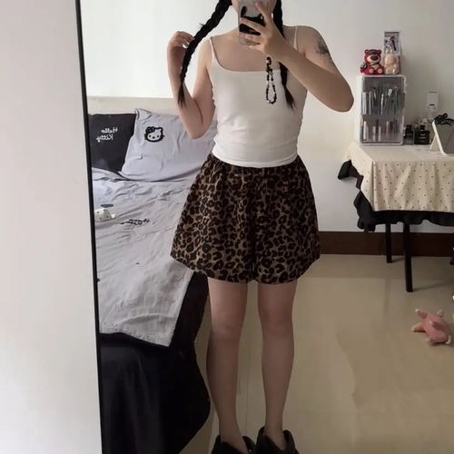 网红豹纹短裤女夏季高腰显瘦宽松阔腿休闲百搭热裤百搭时尚