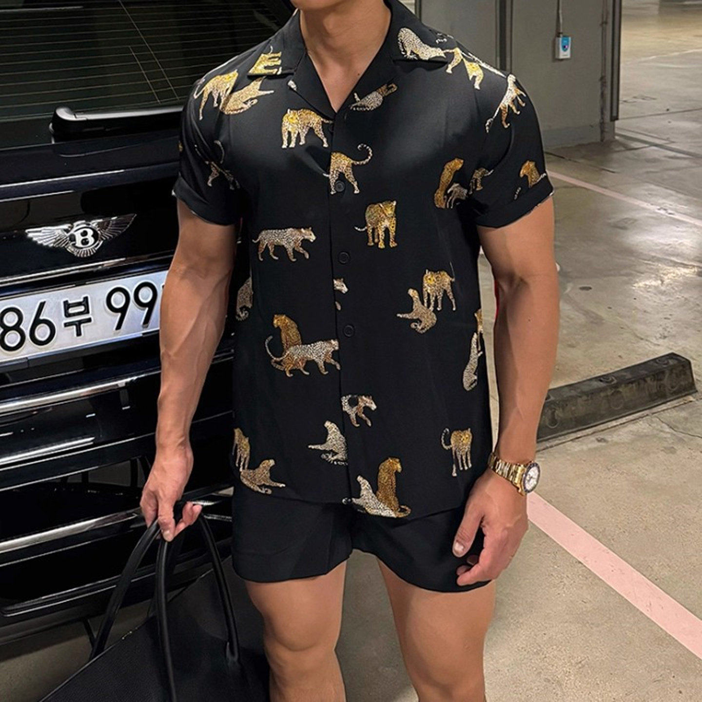 魔吉达韩国男装港风雅痞顺滑轻潮流老虎设计古巴领短袖衬衫SH1764
