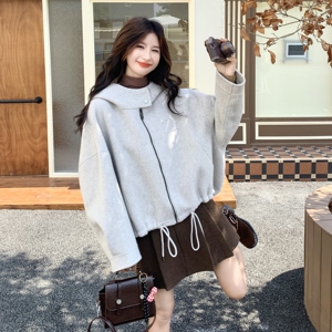 牛角扣连帽双面羊绒斗篷外套女秋冬超火好看加厚毛呢短款夹克上衣图片