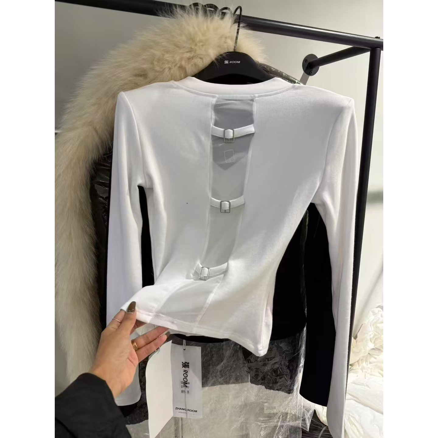 纯欲v领加绒长袖磨毛新款T恤修身2025显瘦冬季百搭打底衫上衣女潮