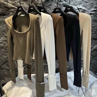 2025秋冬韩版新款U领加绒加厚修身短款打底衫纯色长袖内搭上衣女